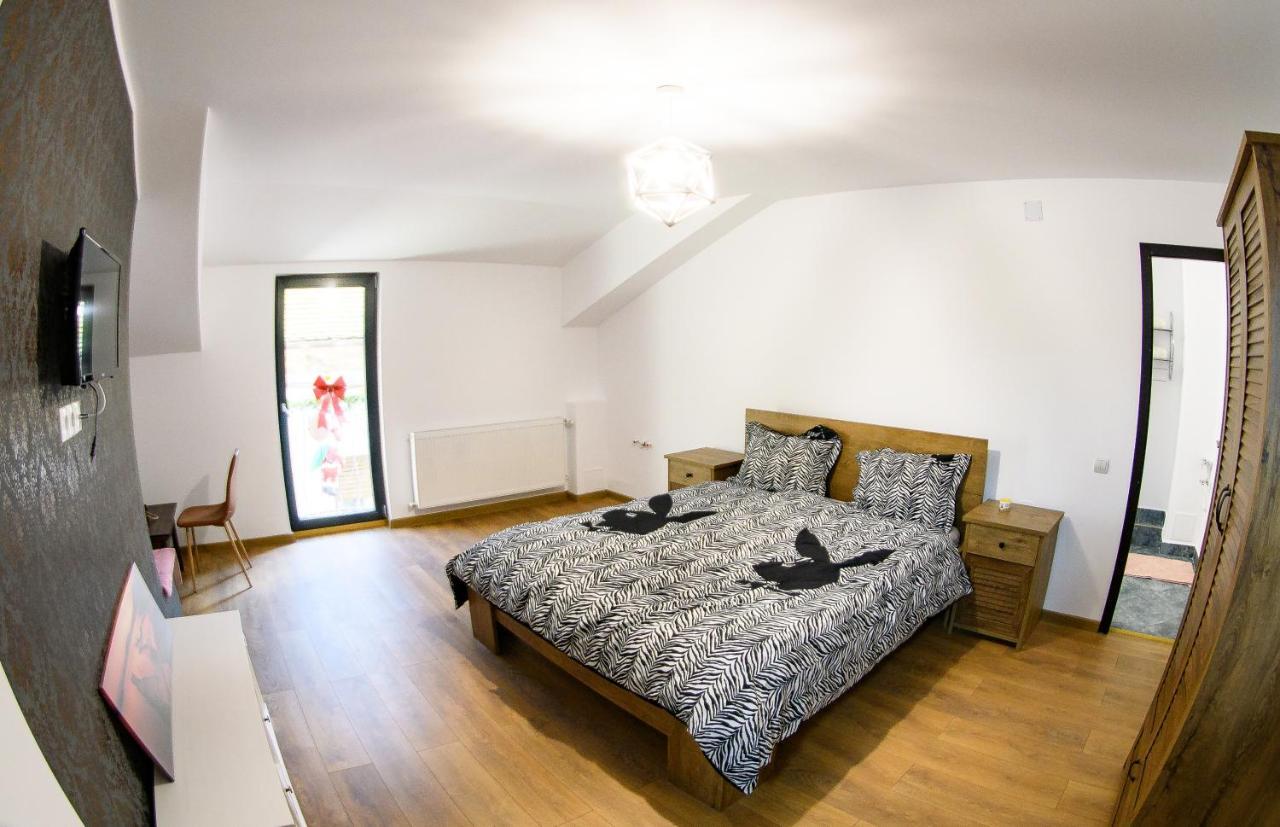 אורדאה Ayana Central House מראה חיצוני תמונה